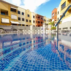 paula-pool-apartment-adeje.in-canary-islands.com/